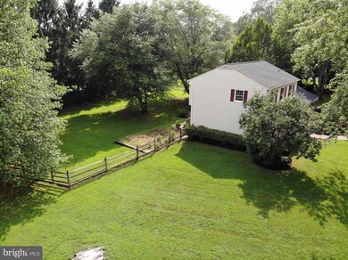 2427 Houcks Mill Rd, Monkton, MD 21111 - photo 3