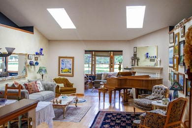 1922 Wedgewood Cir, Springfield, OH 45503 - photo 6