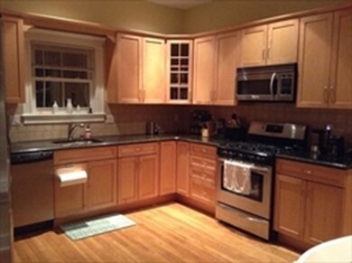 9 Pearl St unit 1, Wakefield, MA 01880 - photo 2