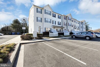 8226 Barrington Ct unit 217, Severn, MD 21144 - photo 4