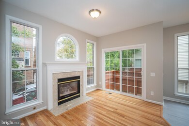 6013 Riddle Walk, Alexandria, VA 22312 - photo 3
