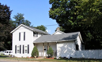 Esterior front