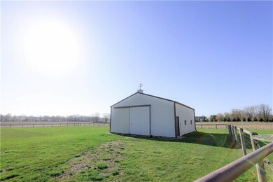 6649 N 75 W, Whiteland, IN 46184 - photo 4