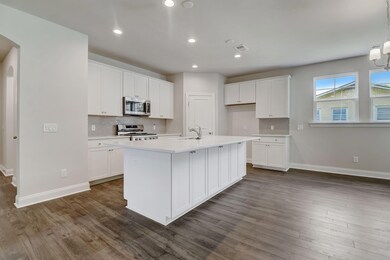02 Hoeffler Kitchen