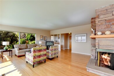 1141 Viewland Way, Edmonds, WA 98020 - photo 5