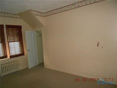 2247 Georgetown Ave, Toledo, OH 43613 - photo 6