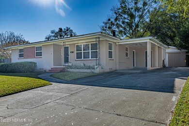 4626 Burgundy Rd N, Jacksonville, FL 32210 - photo 3