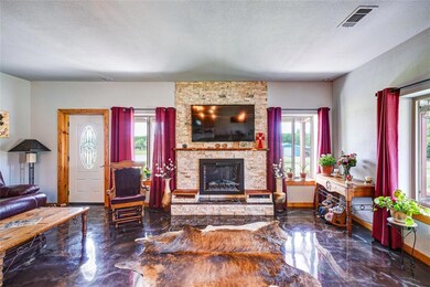 2400 Tanglewood St, Weatherford, TX 76085 - photo 5