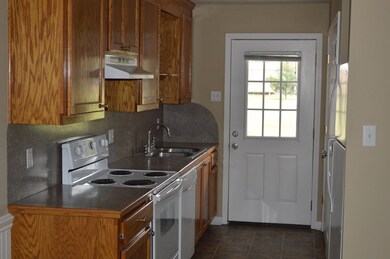 1143 Laird St and White St, McComb, MS 39648 - photo 6