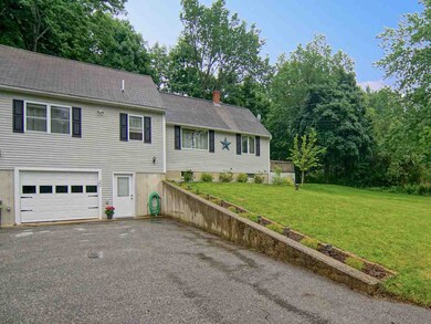 22 Saint Laurent St, Epping, NH 03042 - photo 2