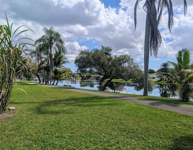 11180 Redwood Ave, Pembroke Pines, FL 33026 - photo 7