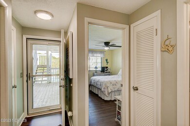 7-web-or-mls-2303B Surfrider Circle-107