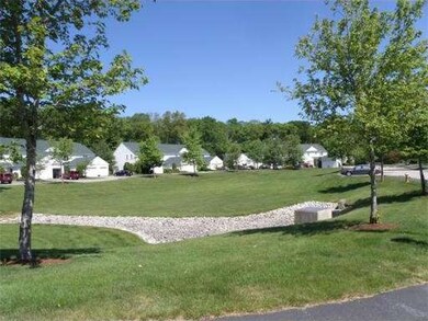 29 Robin Ln, Rockland, MA 02370 - photo 5