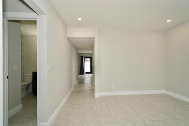 5850 Albert Rd, West Palm Beach, FL 33415 - photo 4