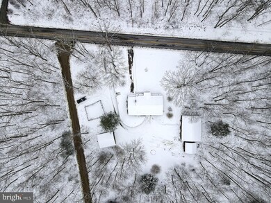 4645 Cold Run Valley Rd, Berkeley Springs, WV 25411 - photo 6