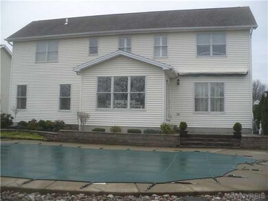 2645 Pinelake Dr, Niagara Falls, NY 14304 - photo 2