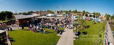 4144 SW Badger Ct, Redmond, OR 97756 - photo 4