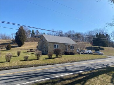 1780 Neffs Laurys Rd, Slatington, PA 18080 - photo 2