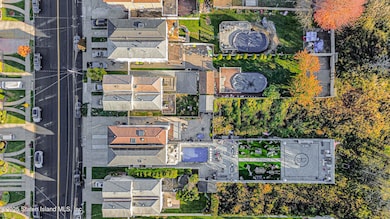 228 Slater Blvd, Staten Island, NY 10305 - photo 7