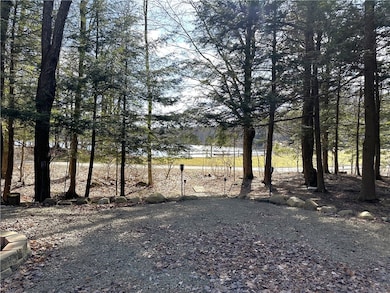 Private path to Faun Lake