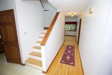 53 Lawrence Rd, Merrimack, NH 03054 - photo 3