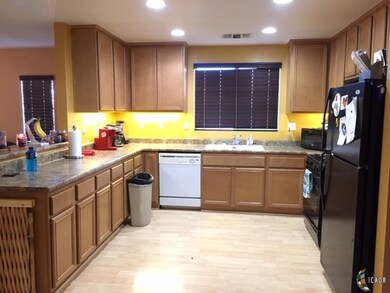 150 Cahuilla Dr, Imperial, CA 92251 - photo 5