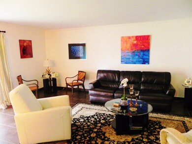 913 Birch Tree Ln, Michigan City, IN 46360 - photo 5