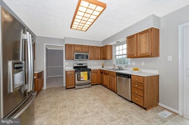6244 Darlington Ct, Frederick, MD 21703 - photo 4