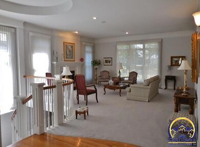 27 SW Randolph Square, Topeka, KS 66611 - photo 4