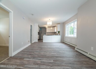 8-web-or-mls-1605RutgersSt-6