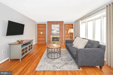 6721 Pine Dr, Columbia, MD 21046 - photo 2