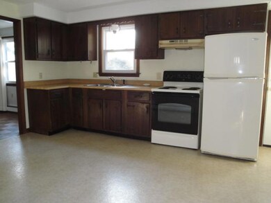 21 Carriage Dr, Stonington, CT 06378 - photo 4