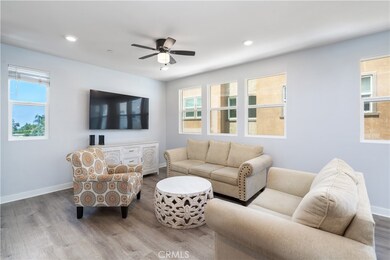 12745 N Watt Ln unit E, Sylmar, CA 91342 - photo 7