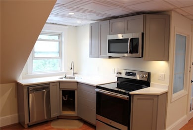 841 Smith St, Providence, RI 02908 - photo 2