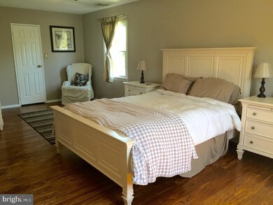 10 Hickory Hill Dr, Ewing, NJ 08618 - photo 7