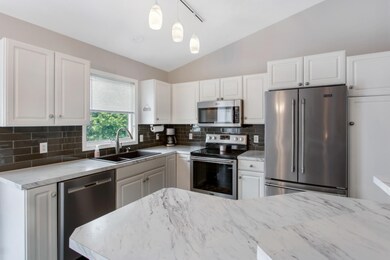 3121 Roberts Way, Holland, MI-13