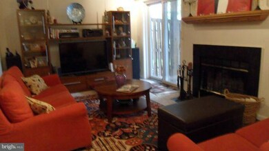 13405 Elevation Ln, Herndon, VA 20171 - photo 3