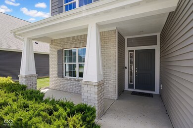 2067 Abbey Ln, Columbus, IN 47201 - photo 3