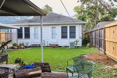 710 E 12th St, Houston, TX 77008 - photo 3