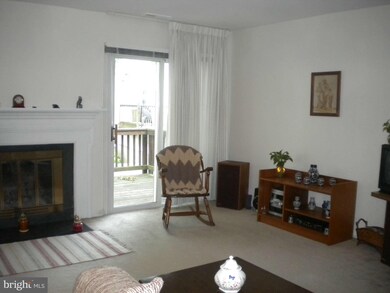 1509 Marlborough Ct, Crofton, MD 21114 - photo 3