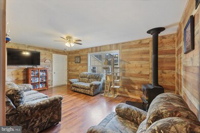 327 Pitt St, Enola, PA 17025 - photo 6