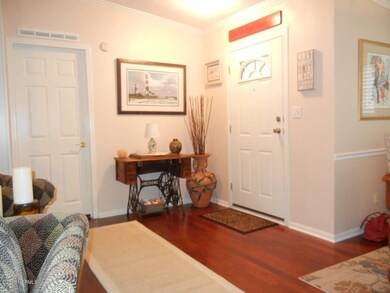5. Foyer