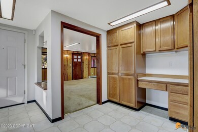 Office Space/Built Ins