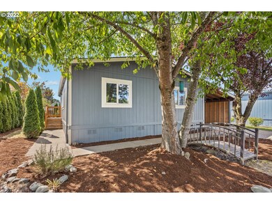 300 S Everest Rd unit 31, Newberg, OR 97132 - photo 3