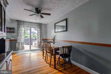 944 Kenwood Rd, Drexel Hill, PA 19026 - photo 4