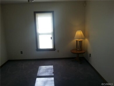 7500 Elmleaf Ct, North Chesterfield, VA 23234 - photo 2