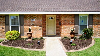 Front04 Main Entrance