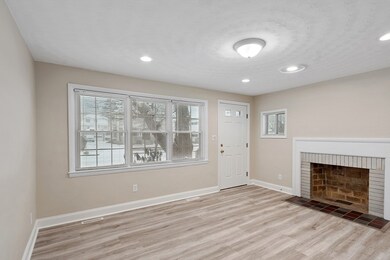 94 June St, Worcester, MA 01602 - photo 4