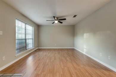 609 Houston St, Pottsboro, TX 75076 - photo 3