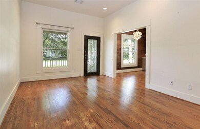 1810 Oxford St, Houston, TX 77008 - photo 5